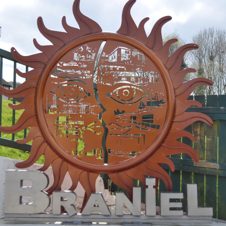 Braniel sun sculpture
