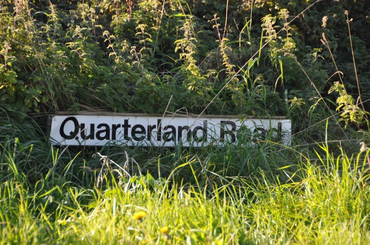 Quarterland Road sign