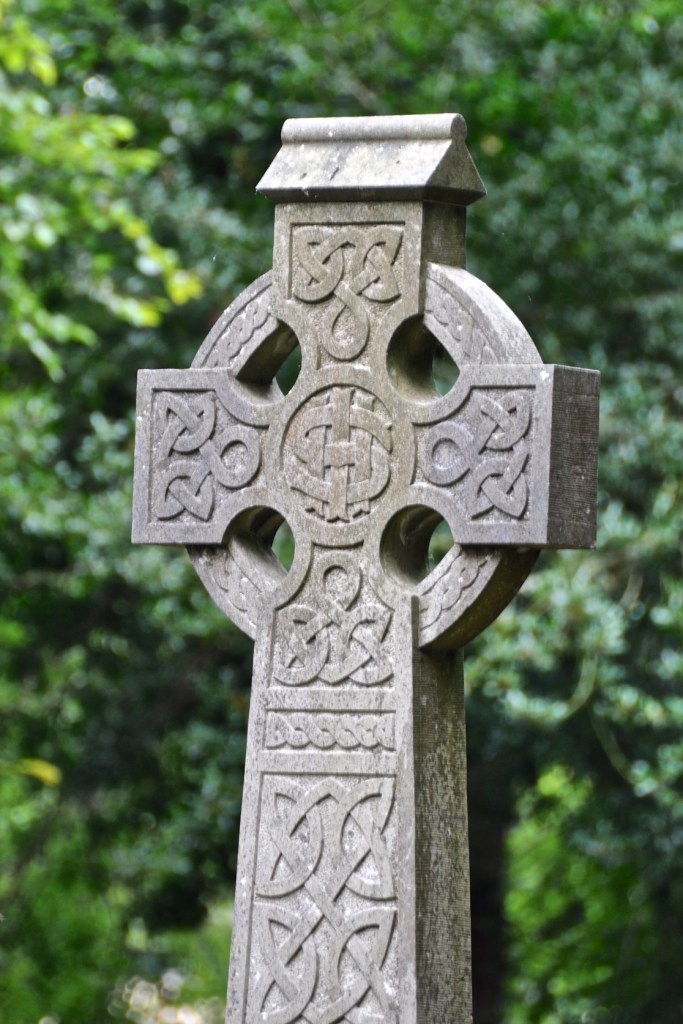 Celtic Cross Killsuggan graveyard